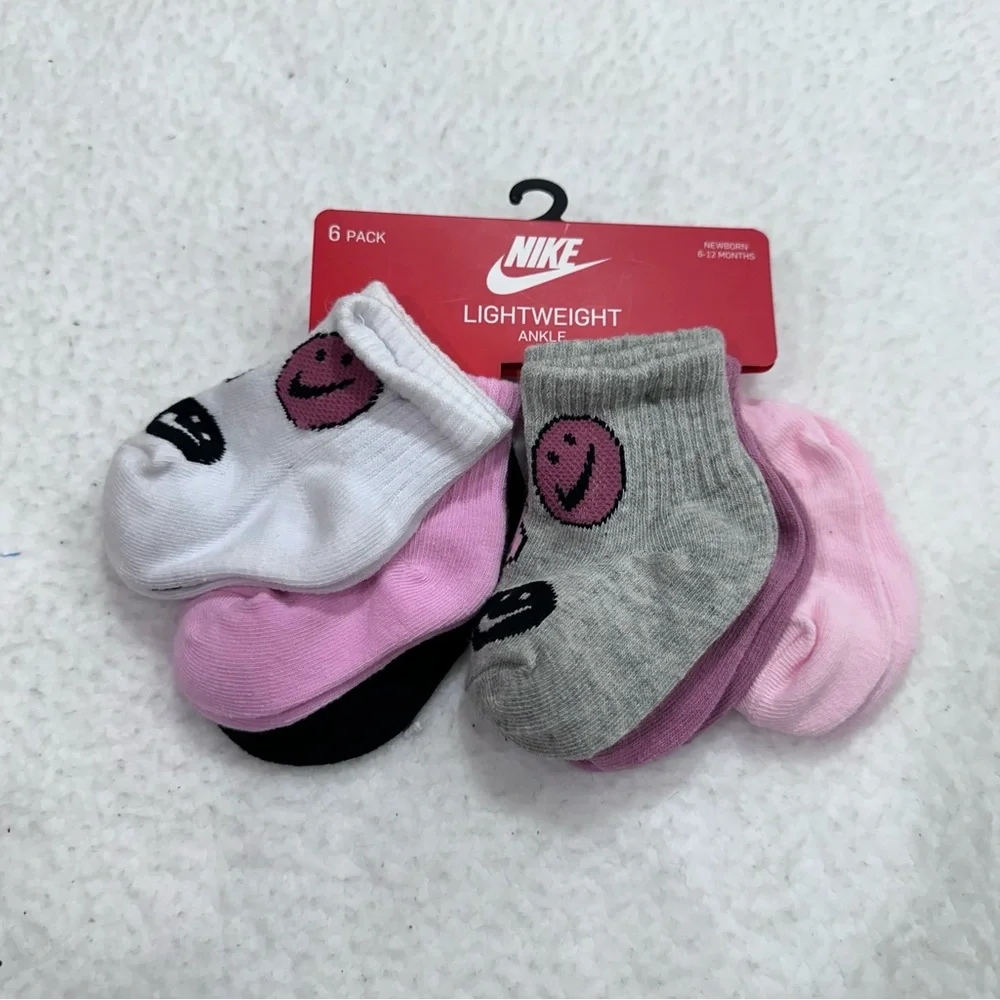 Nike Kids' Smiley Face Ankle Socks